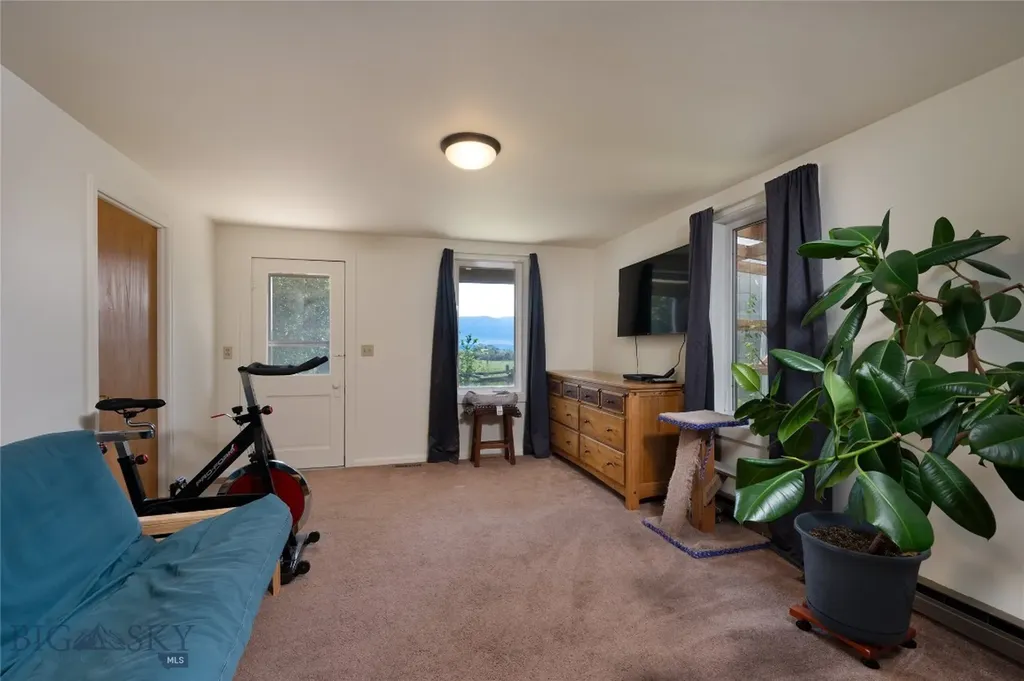 165 N Meadow Creek Road Mcallister MT 59740