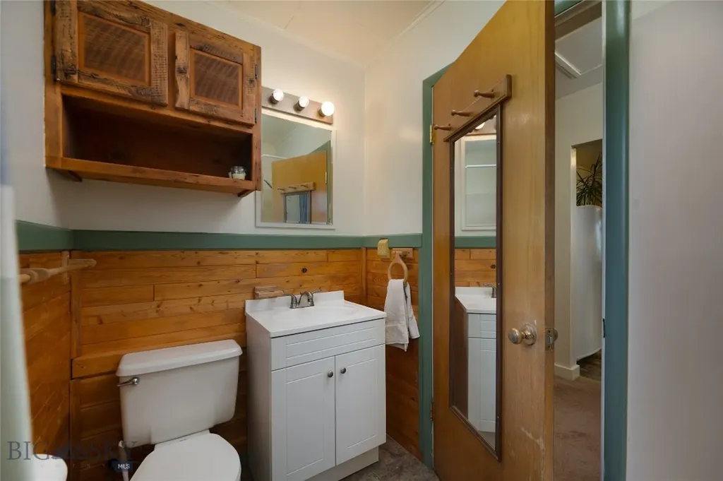 165 N Meadow Creek Road Mcallister MT 59740
