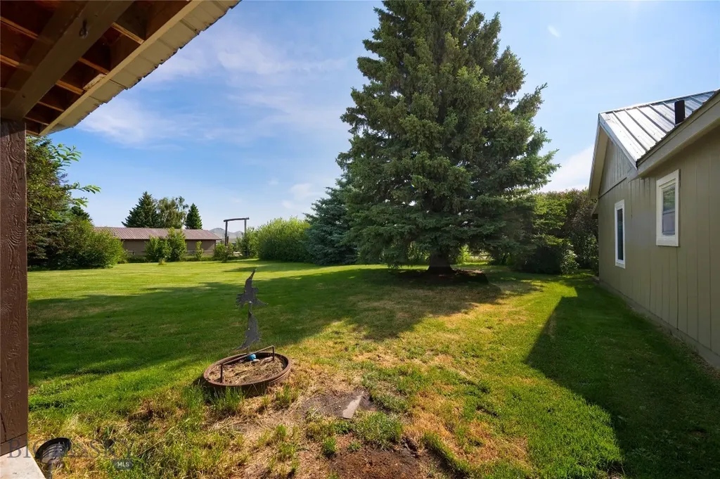 165 N Meadow Creek Road Mcallister MT 59740