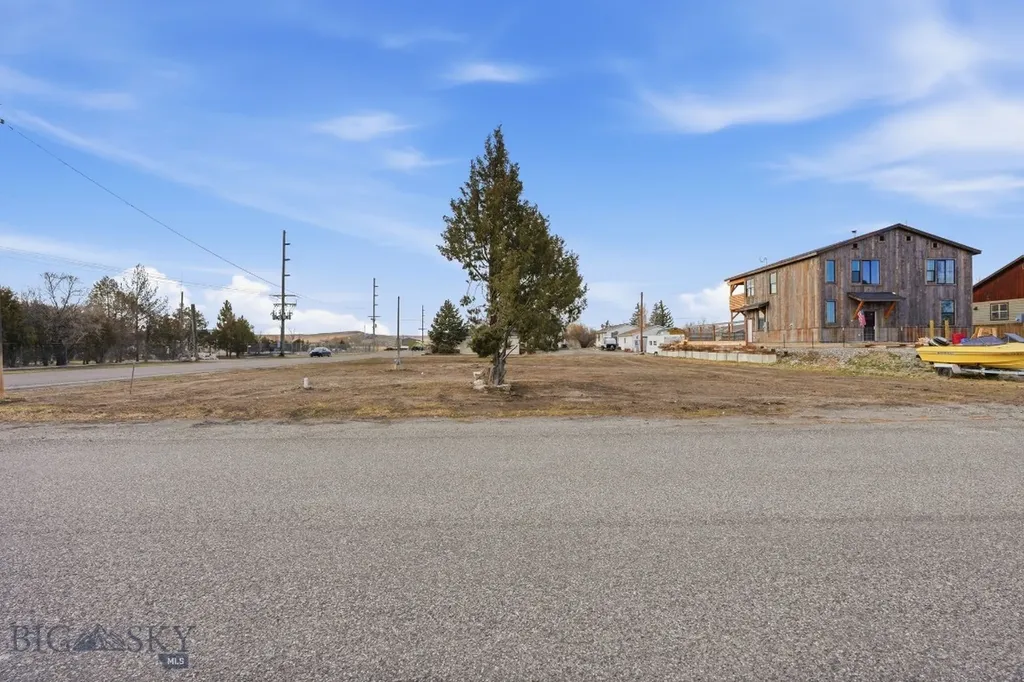 623 E Neal Street Three Forks MT 59752