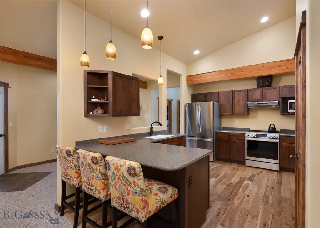 413 Garnet Mountain Gallatin Gateway MT 59730