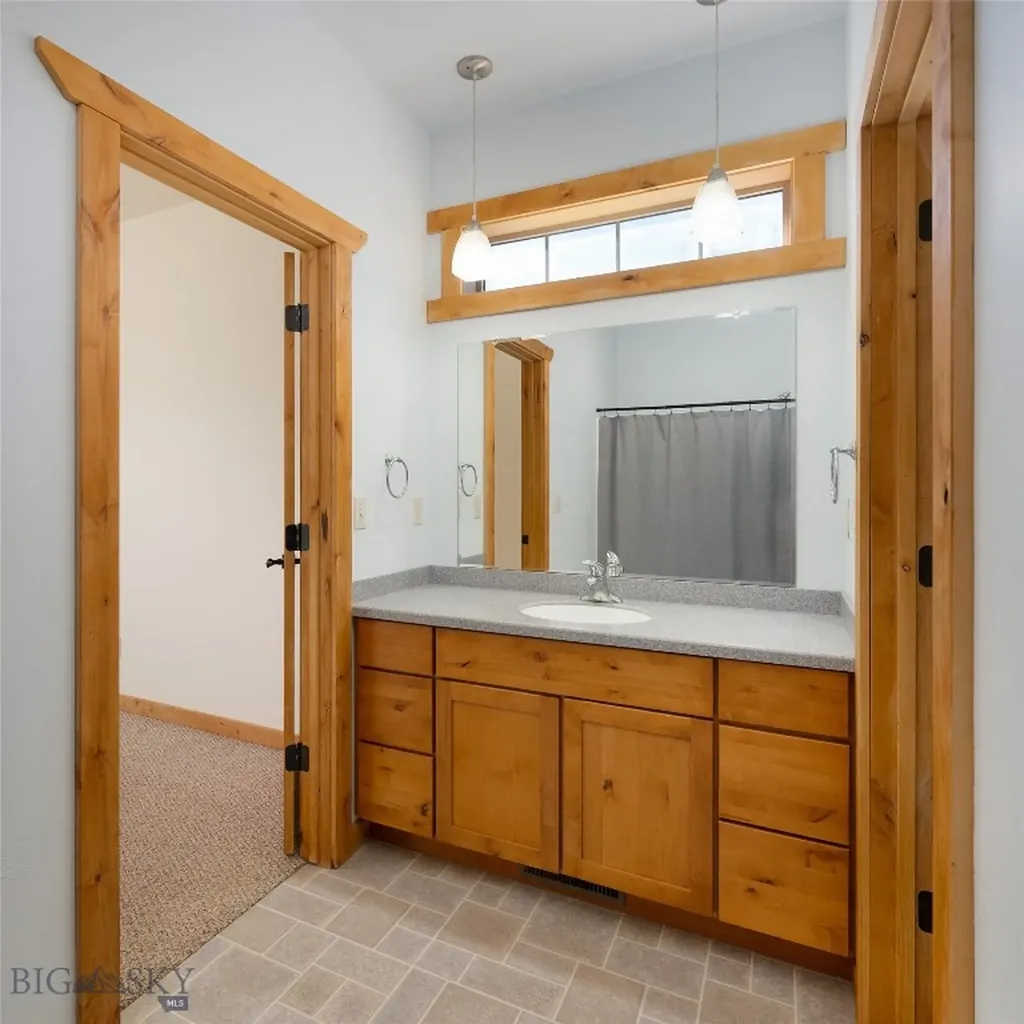 413 Garnet Mountain Gallatin Gateway MT 59730