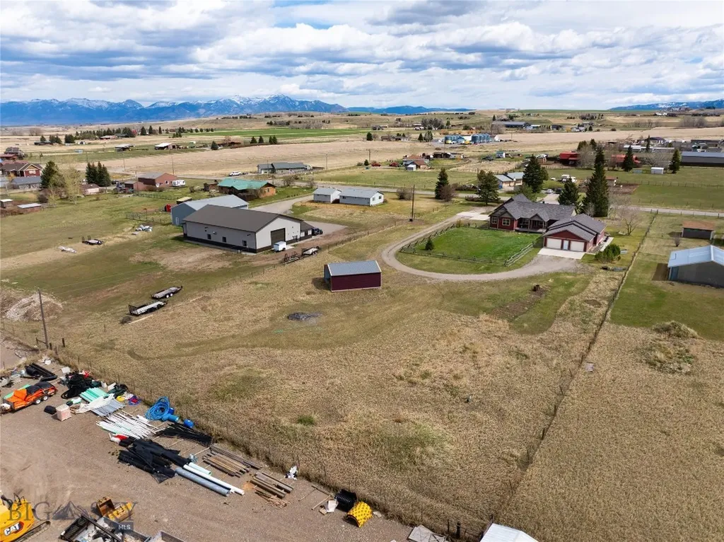 413 Garnet Mountain Gallatin Gateway MT 59730
