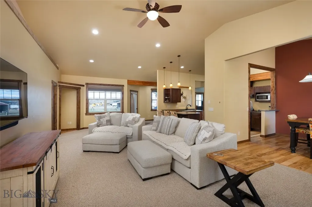 413 Garnet Mountain Gallatin Gateway MT 59730