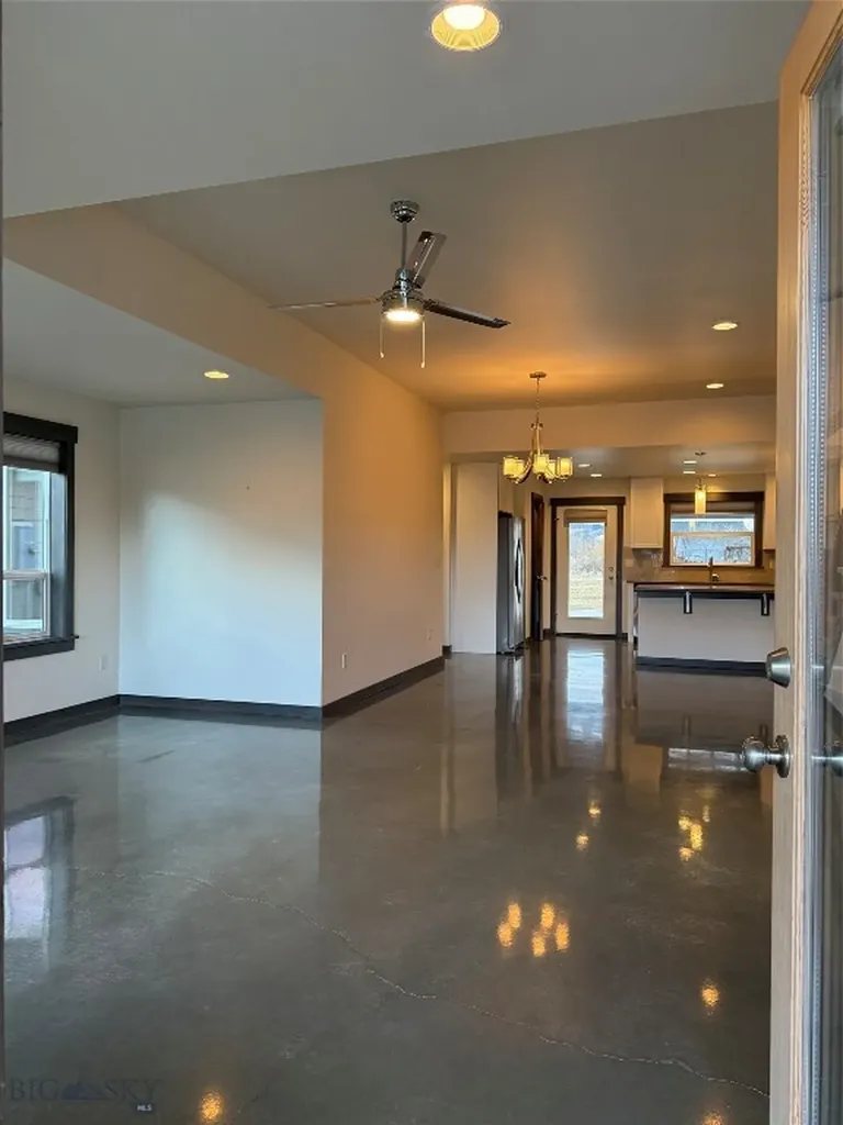 1858 Hunters Way Bozeman MT 59718