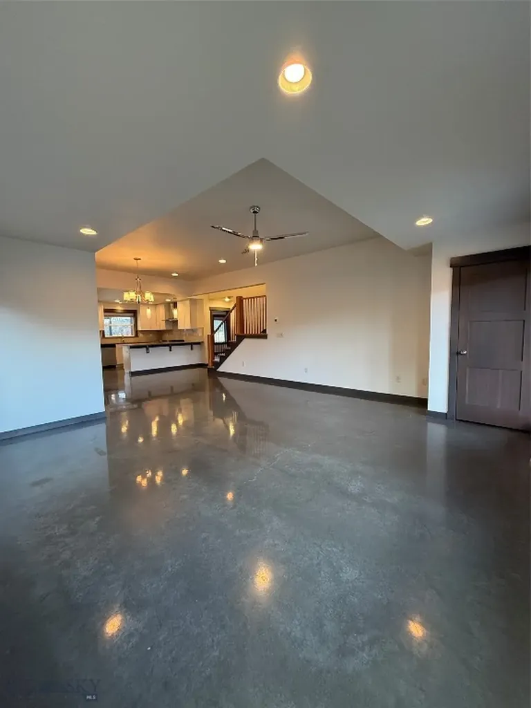 1858 Hunters Way Bozeman MT 59718