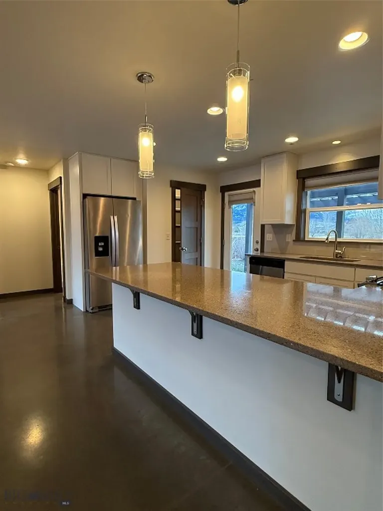 1858 Hunters Way Bozeman MT 59718