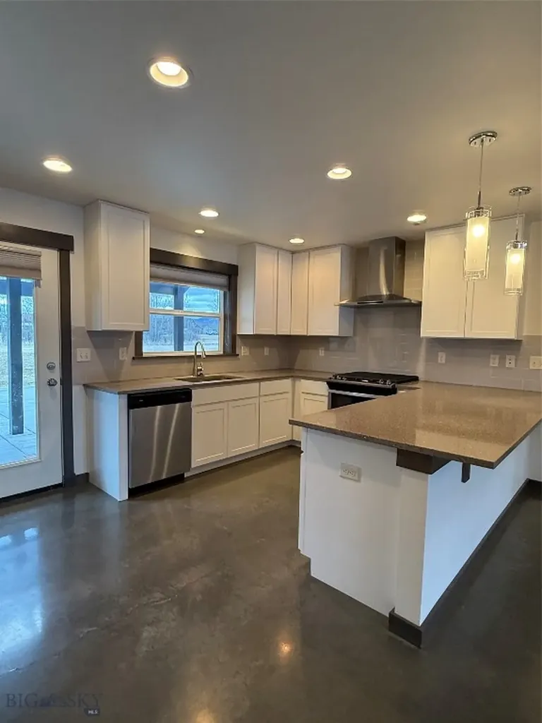 1858 Hunters Way Bozeman MT 59718