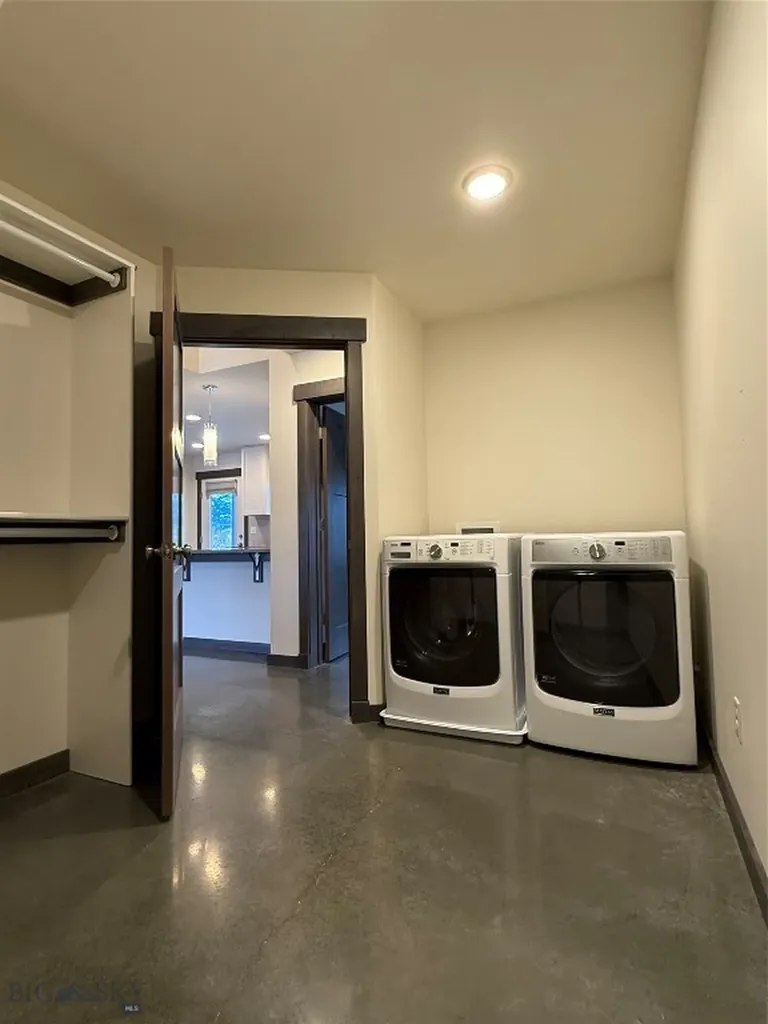 1858 Hunters Way Bozeman MT 59718