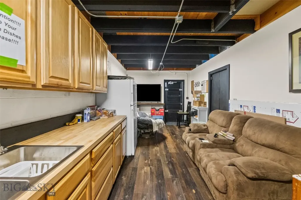 2000 N 7th Avenue Bozeman MT 59715