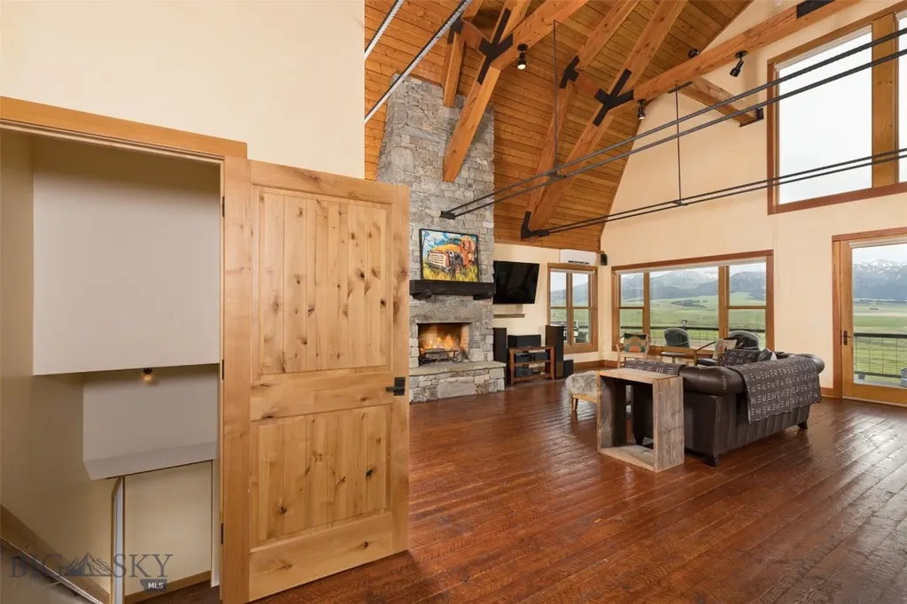 22 Porcupine Wilsall MT 59086