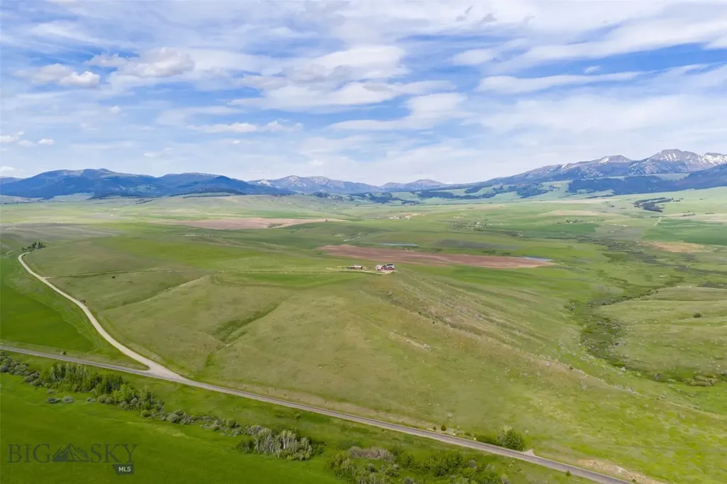 22 Porcupine Wilsall MT 59086