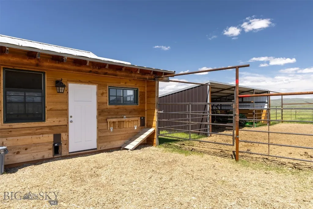 22 Porcupine Wilsall MT 59086