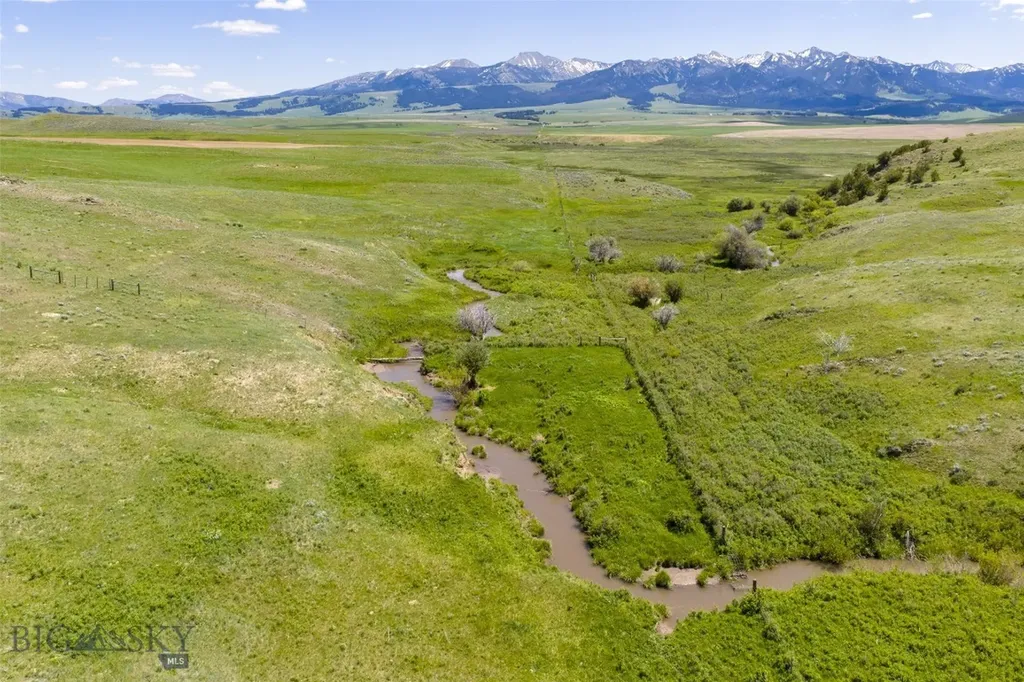 22 Porcupine Wilsall MT 59086