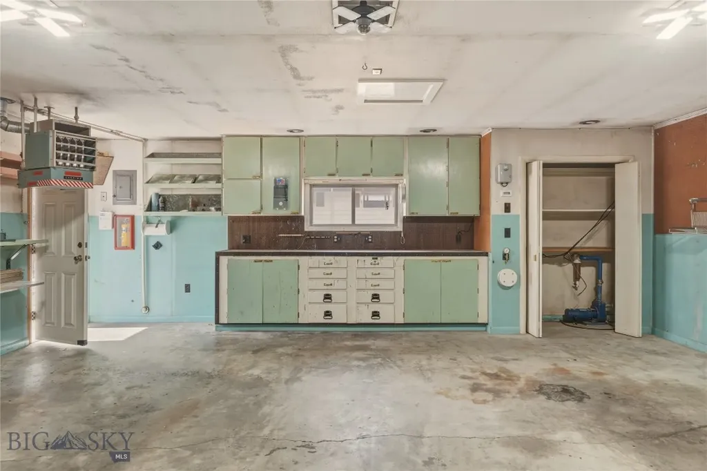 505 E 3rd Avenue E Three Forks MT 59752