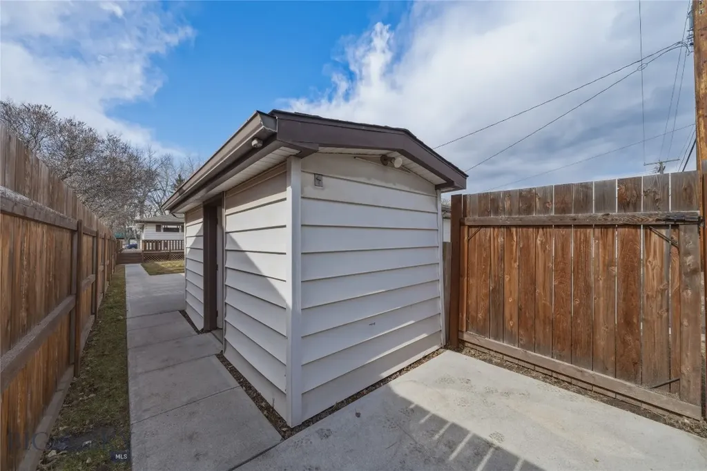 505 E 3rd Avenue E Three Forks MT 59752