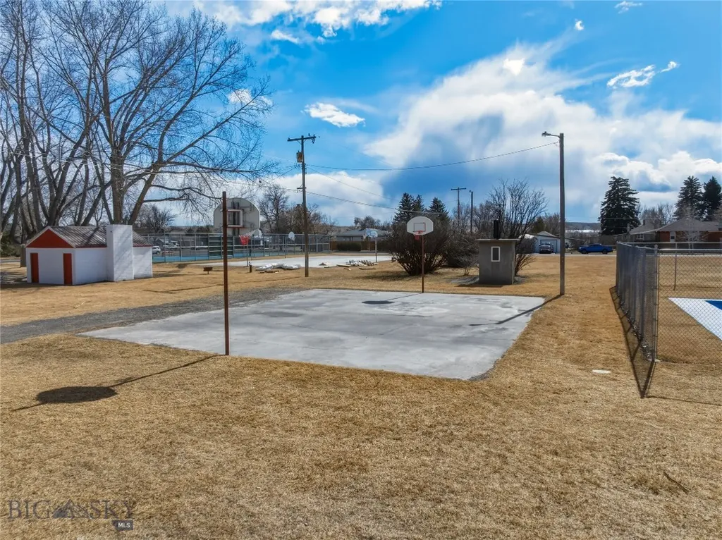 505 E 3rd Avenue E Three Forks MT 59752