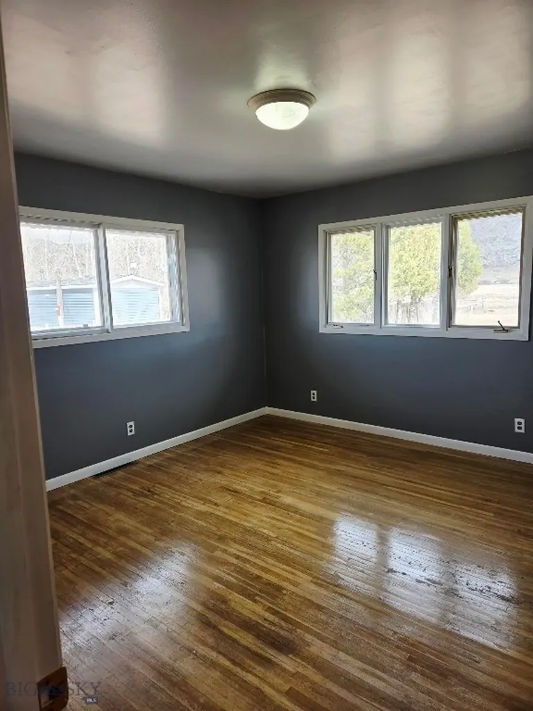 5965 Albany Avenue Butte MT 59701