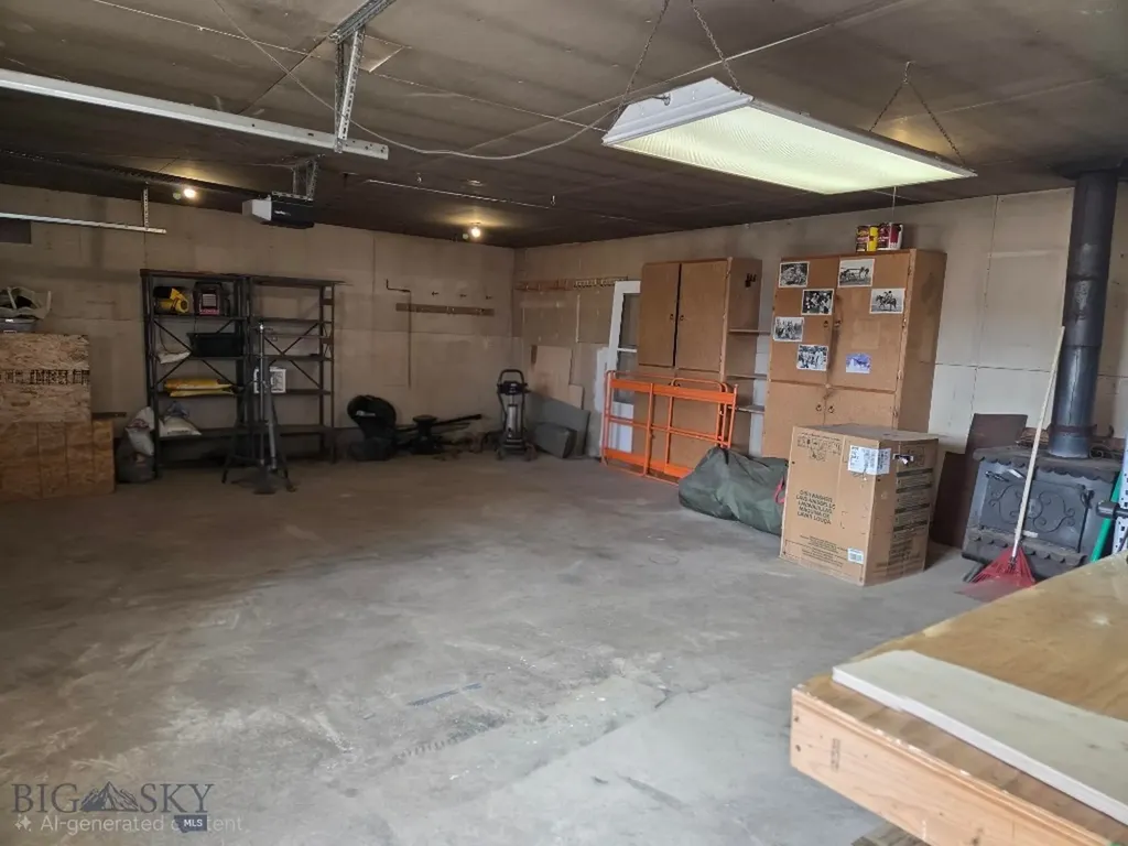 5965 Albany Avenue Butte MT 59701