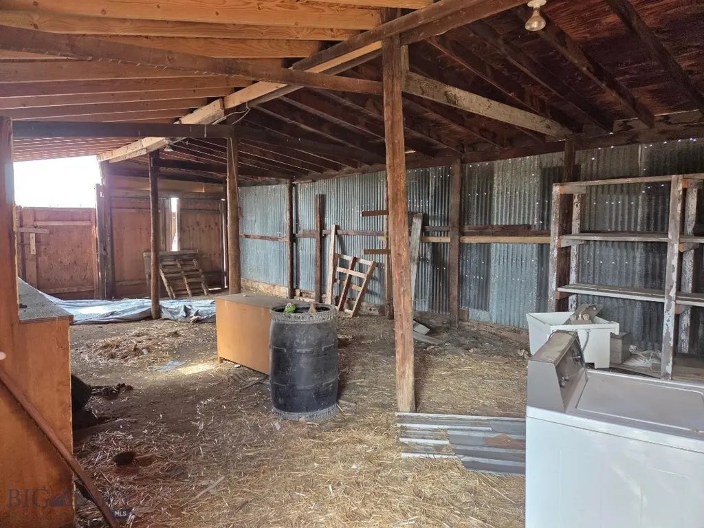 5965 Albany Avenue Butte MT 59701