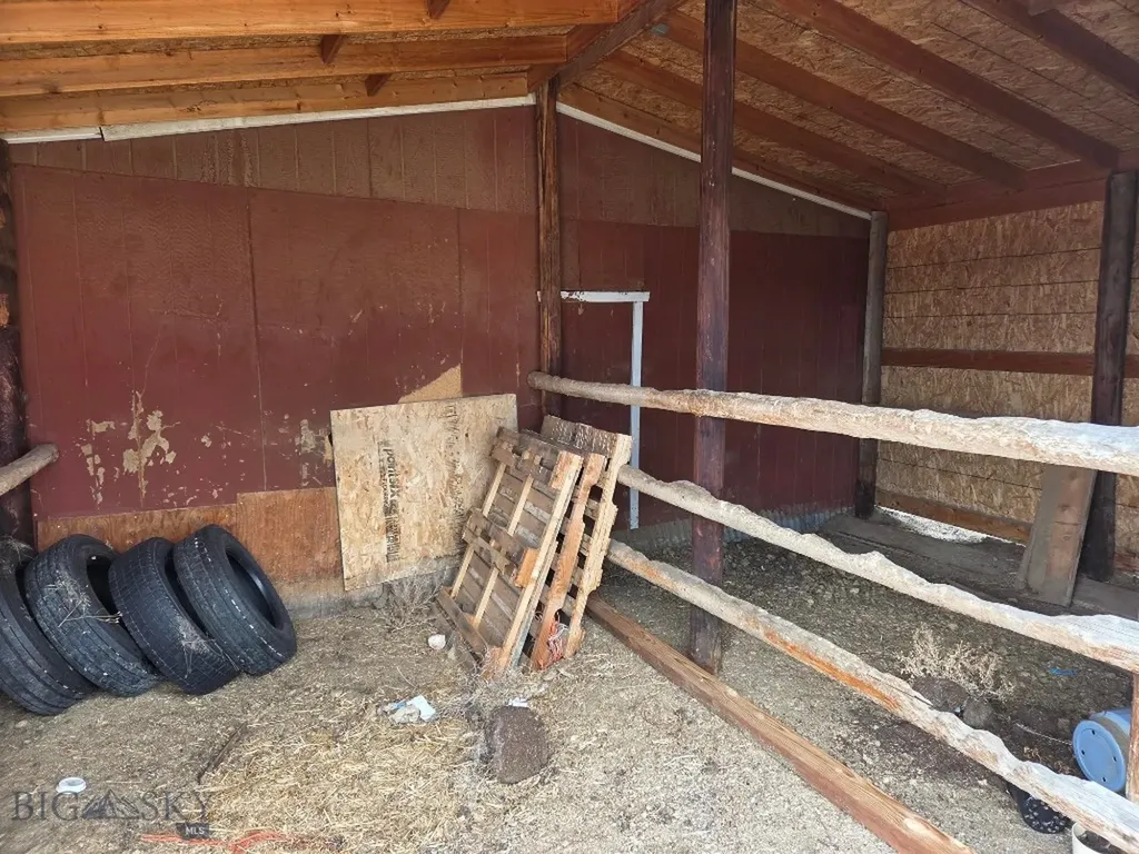 5965 Albany Avenue Butte MT 59701