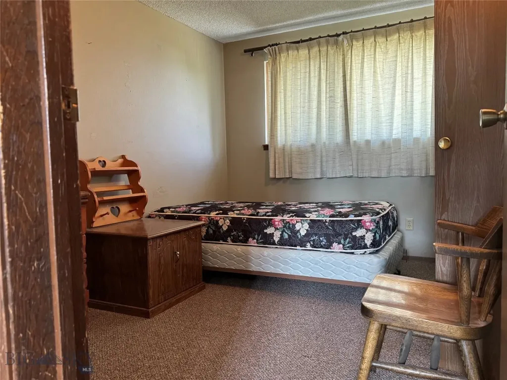 915 E 2nd Avenue Big Timber MT 59011
