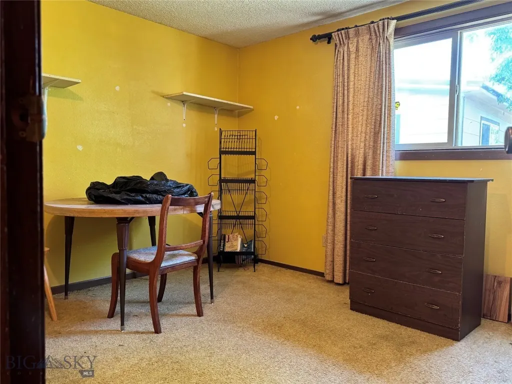 915 E 2nd Avenue Big Timber MT 59011