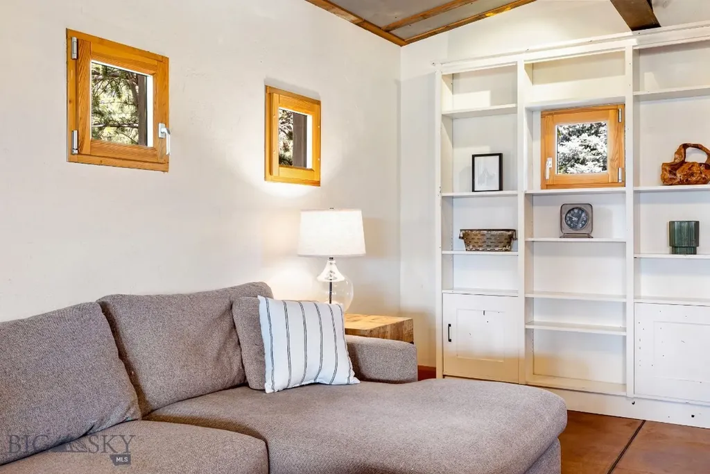 2449 Turkey Red Lane Bozeman MT 59715