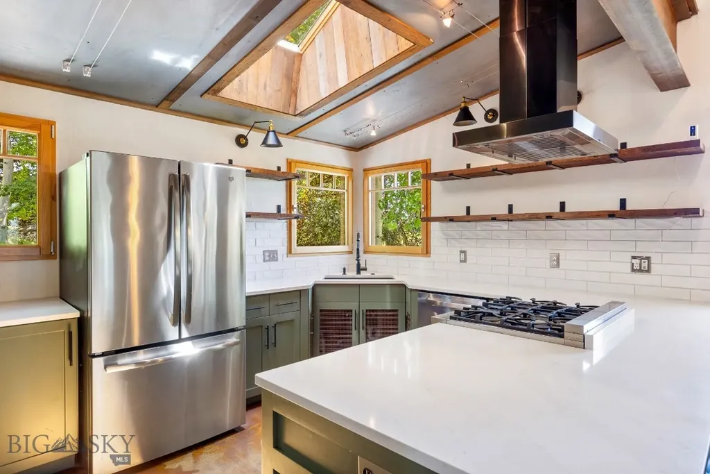 2449 Turkey Red Lane Bozeman MT 59715