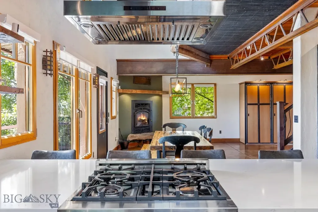 2449 Turkey Red Lane Bozeman MT 59715