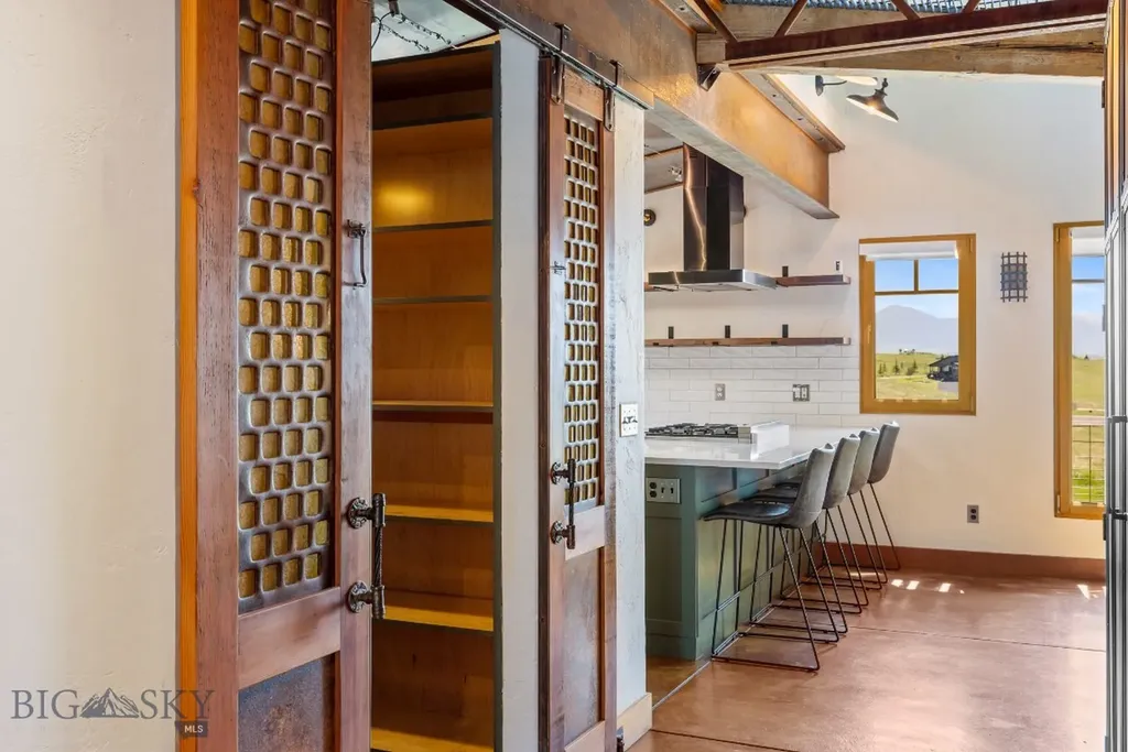 2449 Turkey Red Lane Bozeman MT 59715