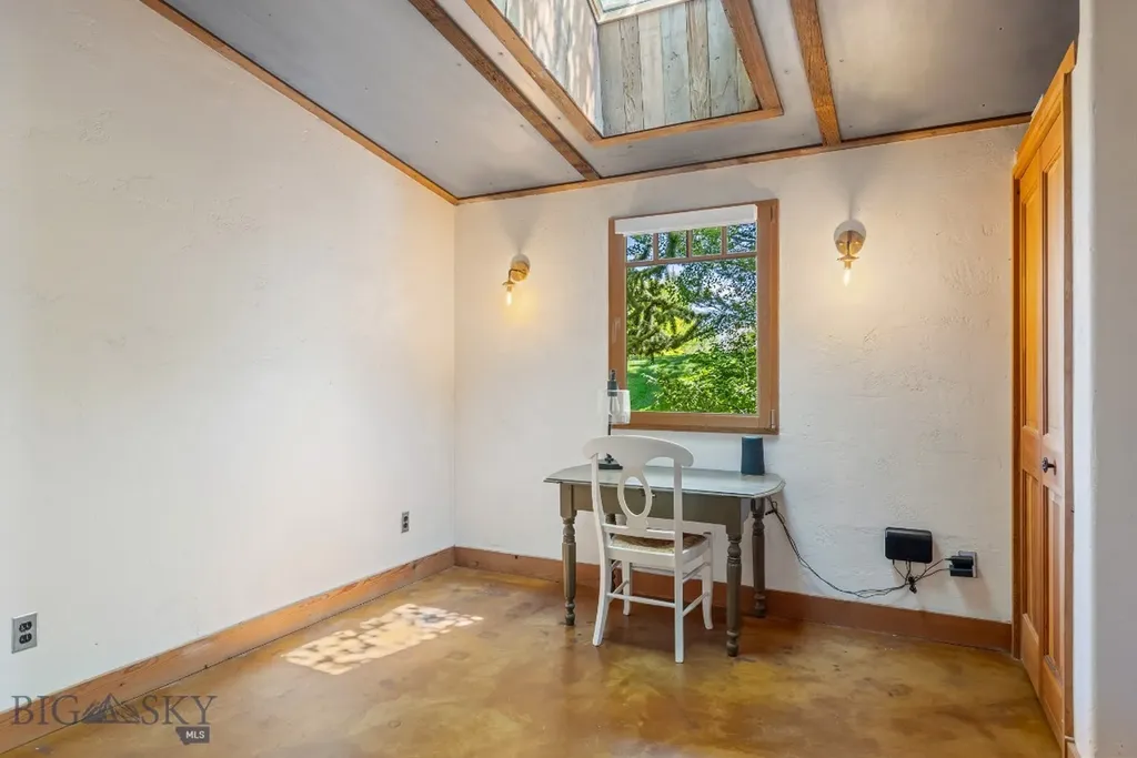 2449 Turkey Red Lane Bozeman MT 59715