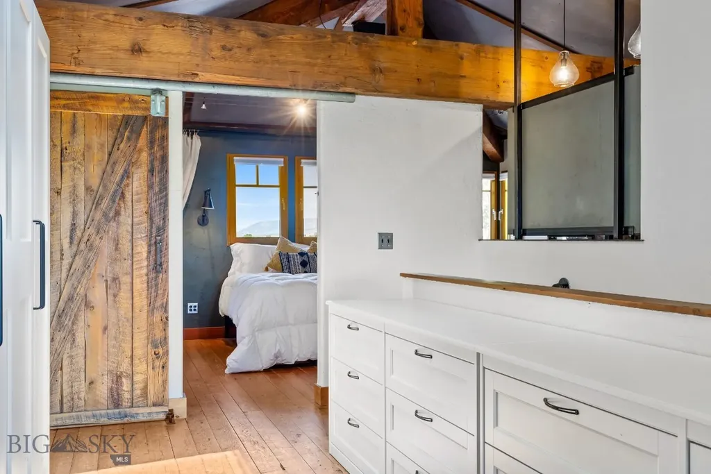 2449 Turkey Red Lane Bozeman MT 59715