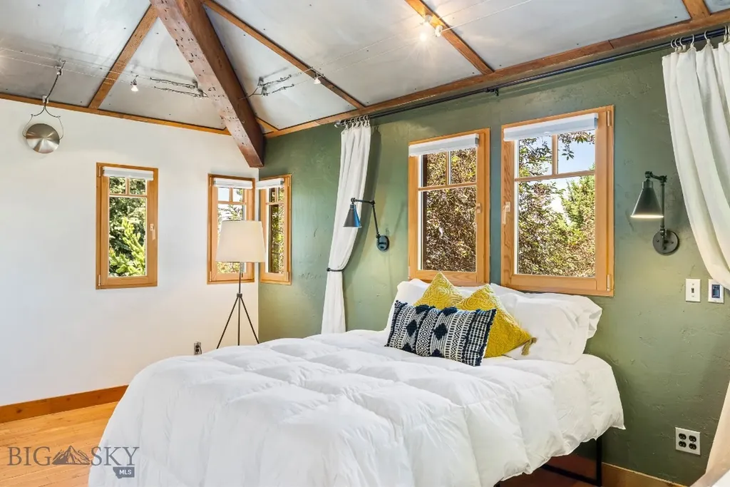 2449 Turkey Red Lane Bozeman MT 59715