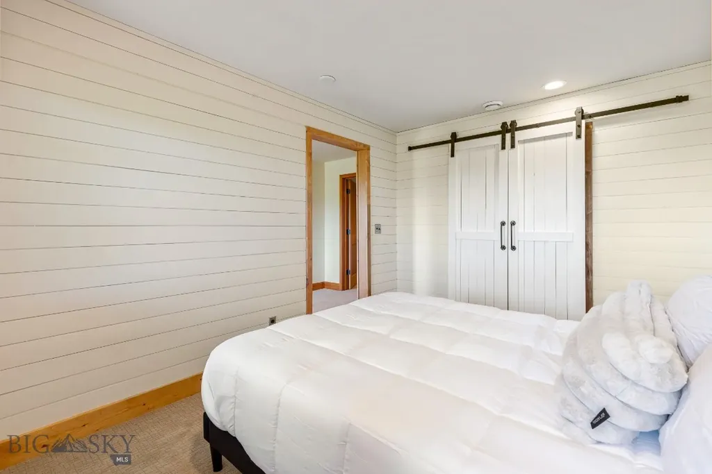 2449 Turkey Red Lane Bozeman MT 59715