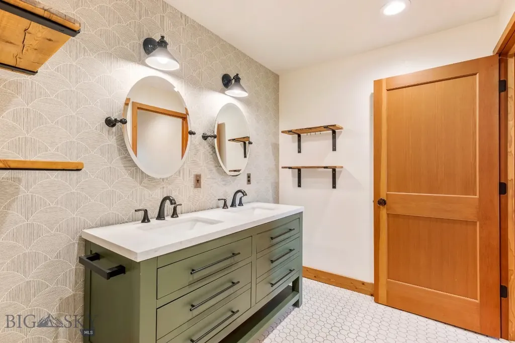 2449 Turkey Red Lane Bozeman MT 59715