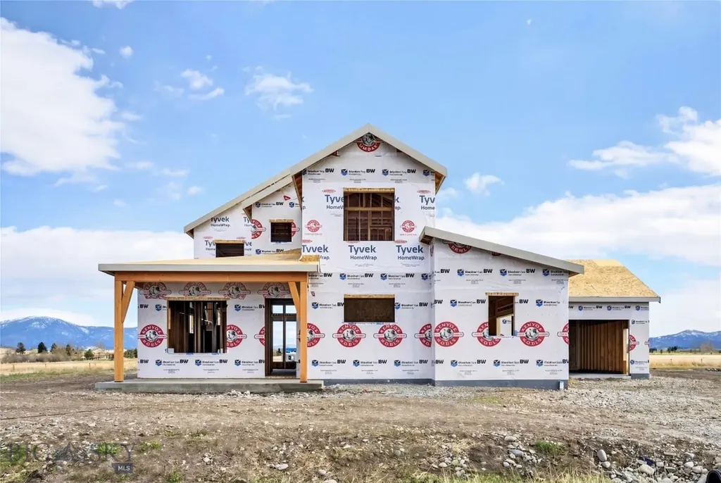 276 Creekbank Loop Bozeman MT 59718