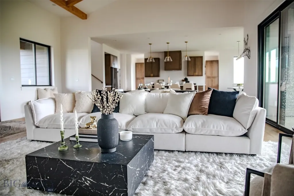 374 Cushing Lane Manhattan MT 59714
