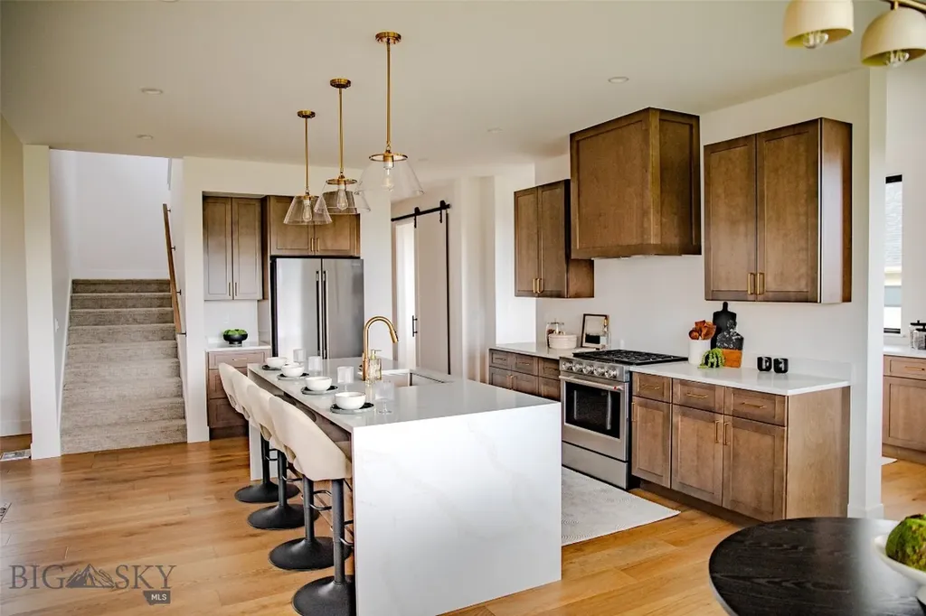 374 Cushing Lane Manhattan MT 59714