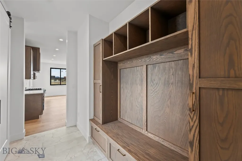 374 Cushing Lane Manhattan MT 59714