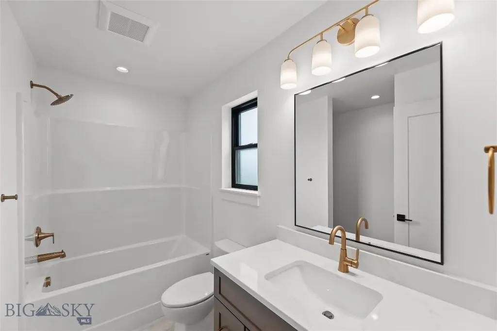 374 Cushing Lane Manhattan MT 59714