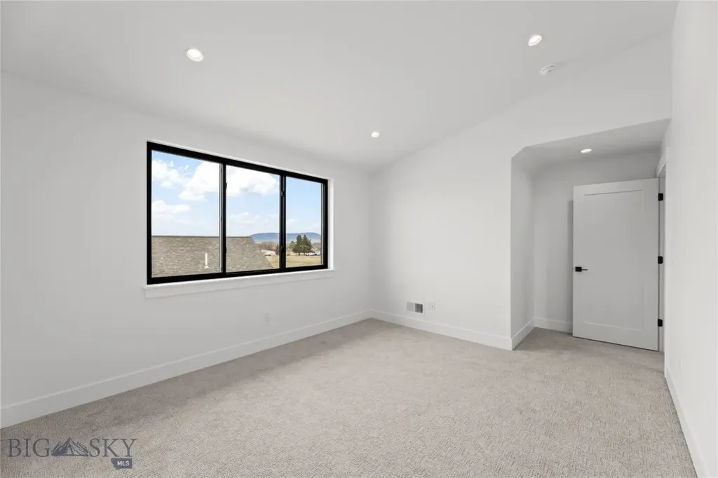 374 Cushing Lane Manhattan MT 59714