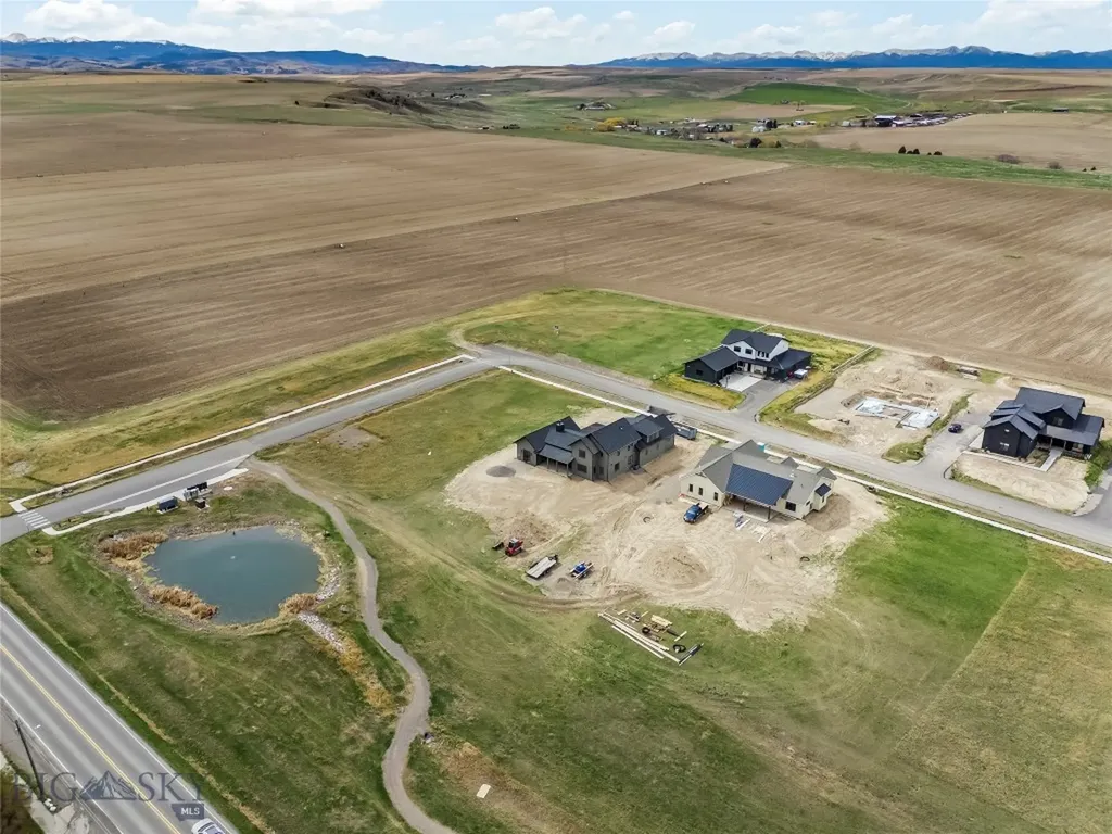 374 Cushing Lane Manhattan MT 59714