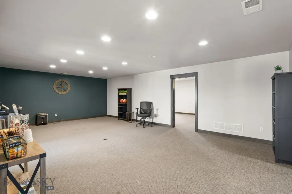 146 Village Center Lane Bozeman MT 59718