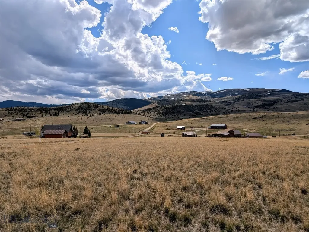 193A Hilltop Trail Ennis MT 59729