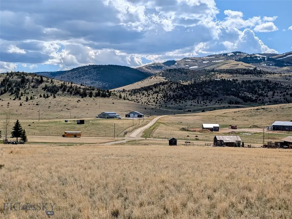 193A Hilltop Trail Ennis MT 59729