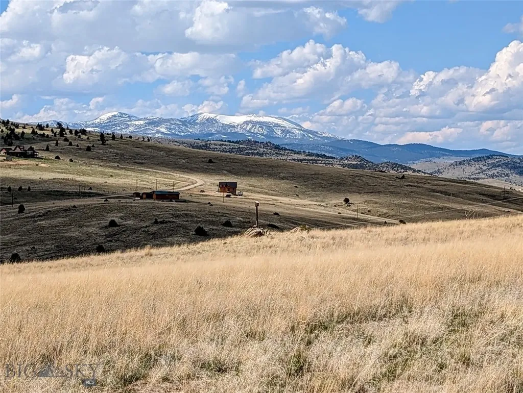 193A Hilltop Trail Ennis MT 59729