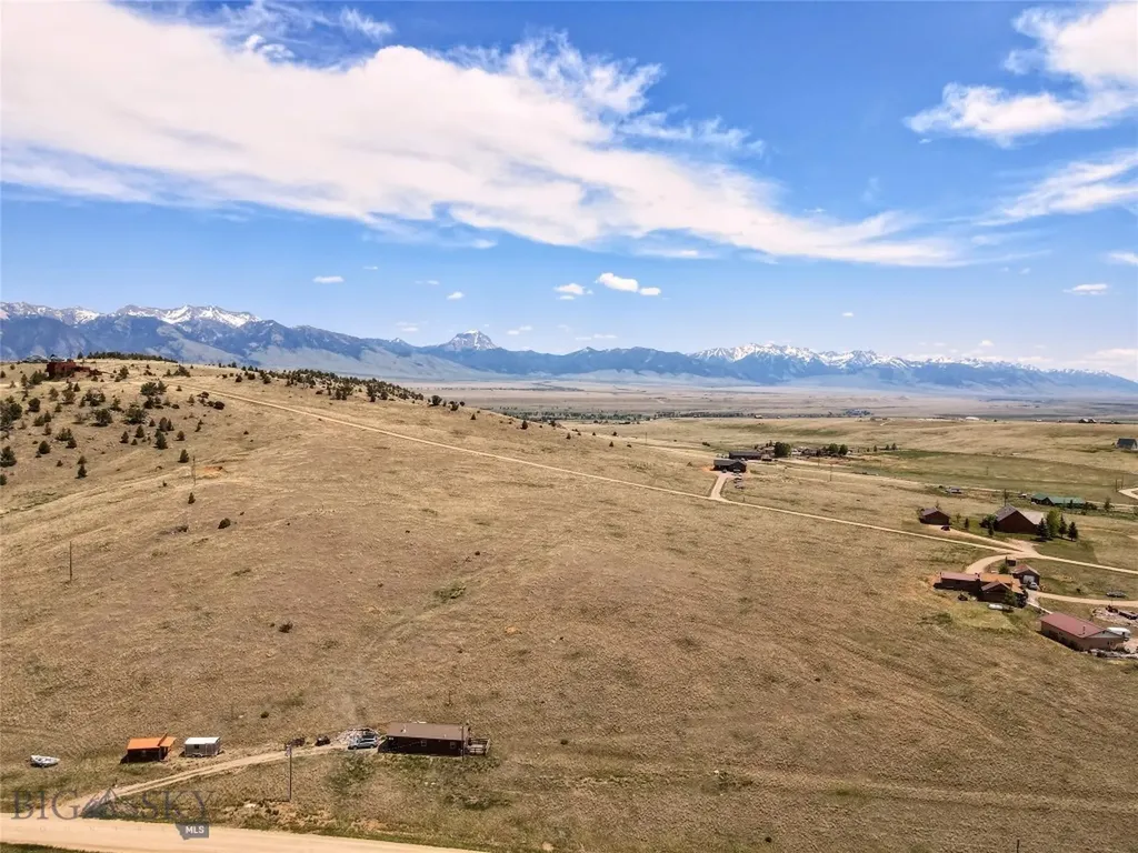 193A Hilltop Trail Ennis MT 59729
