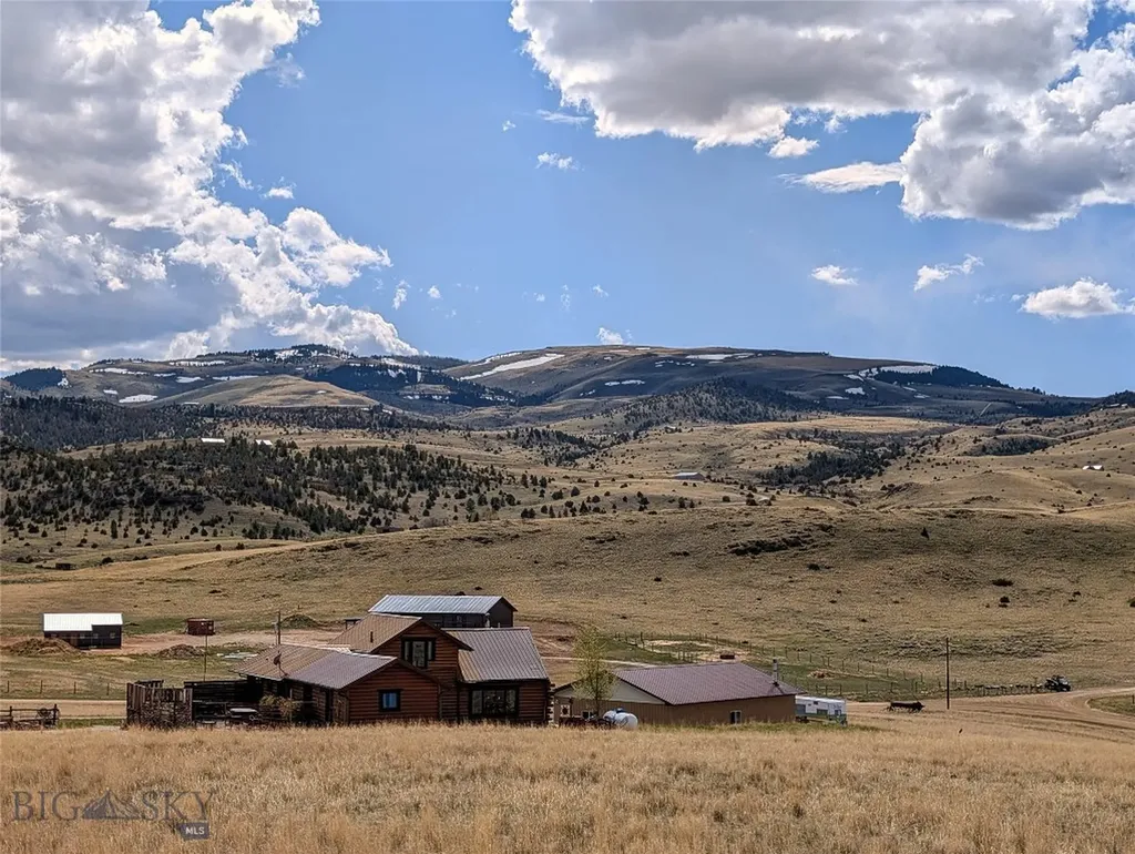 193A Hilltop Trail Ennis MT 59729