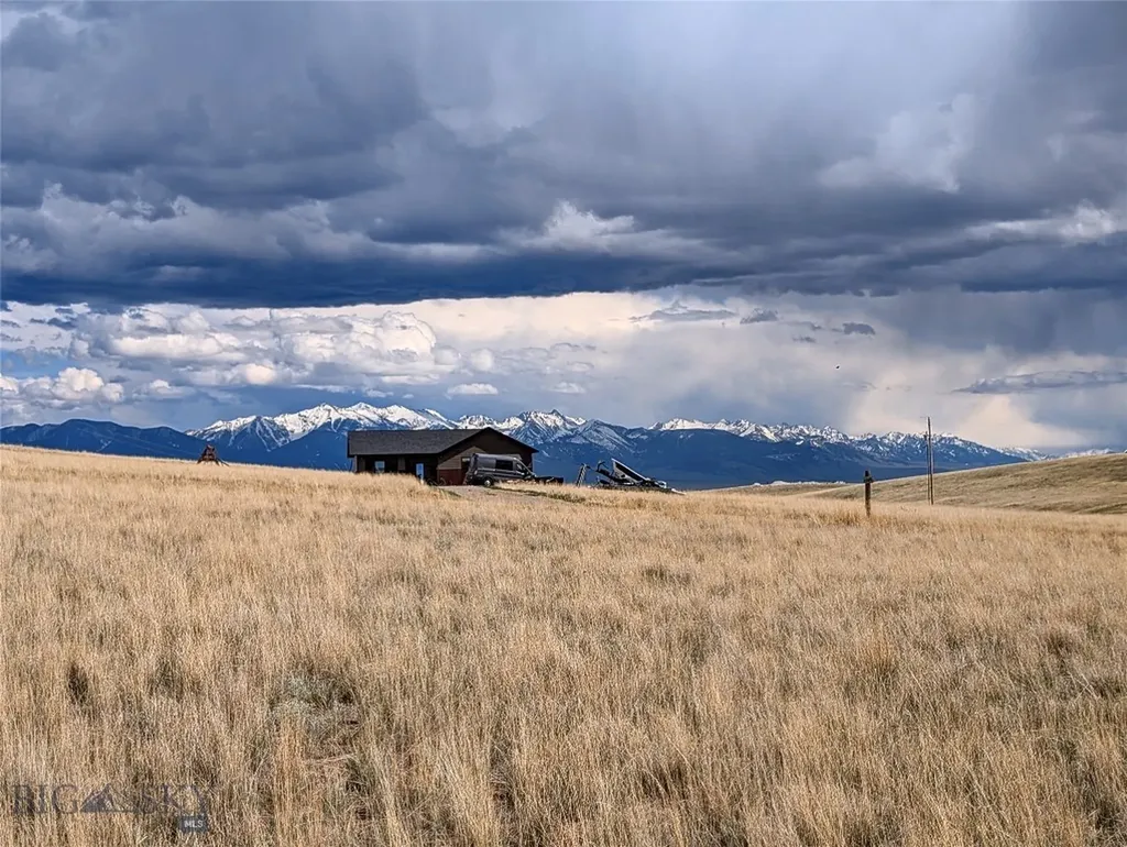193A Hilltop Trail Ennis MT 59729